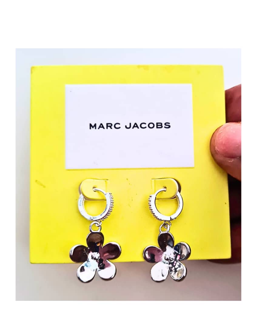 daisy silver drop earrings