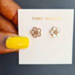 kira enamel flower stud earring