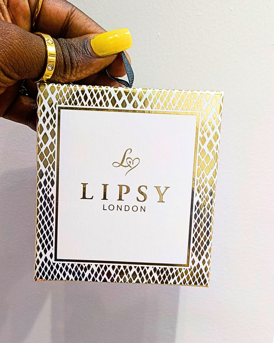 horse shoe, white, rhodium plated