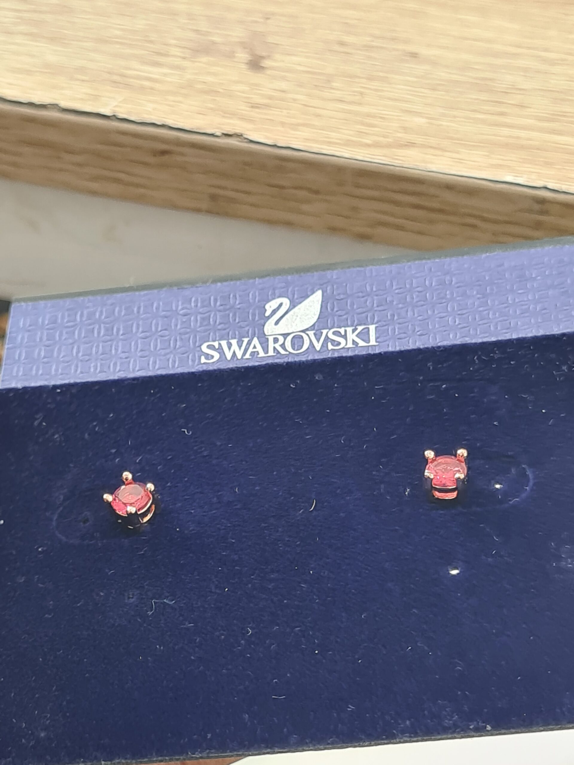 fuchsia pink attract stud earrings