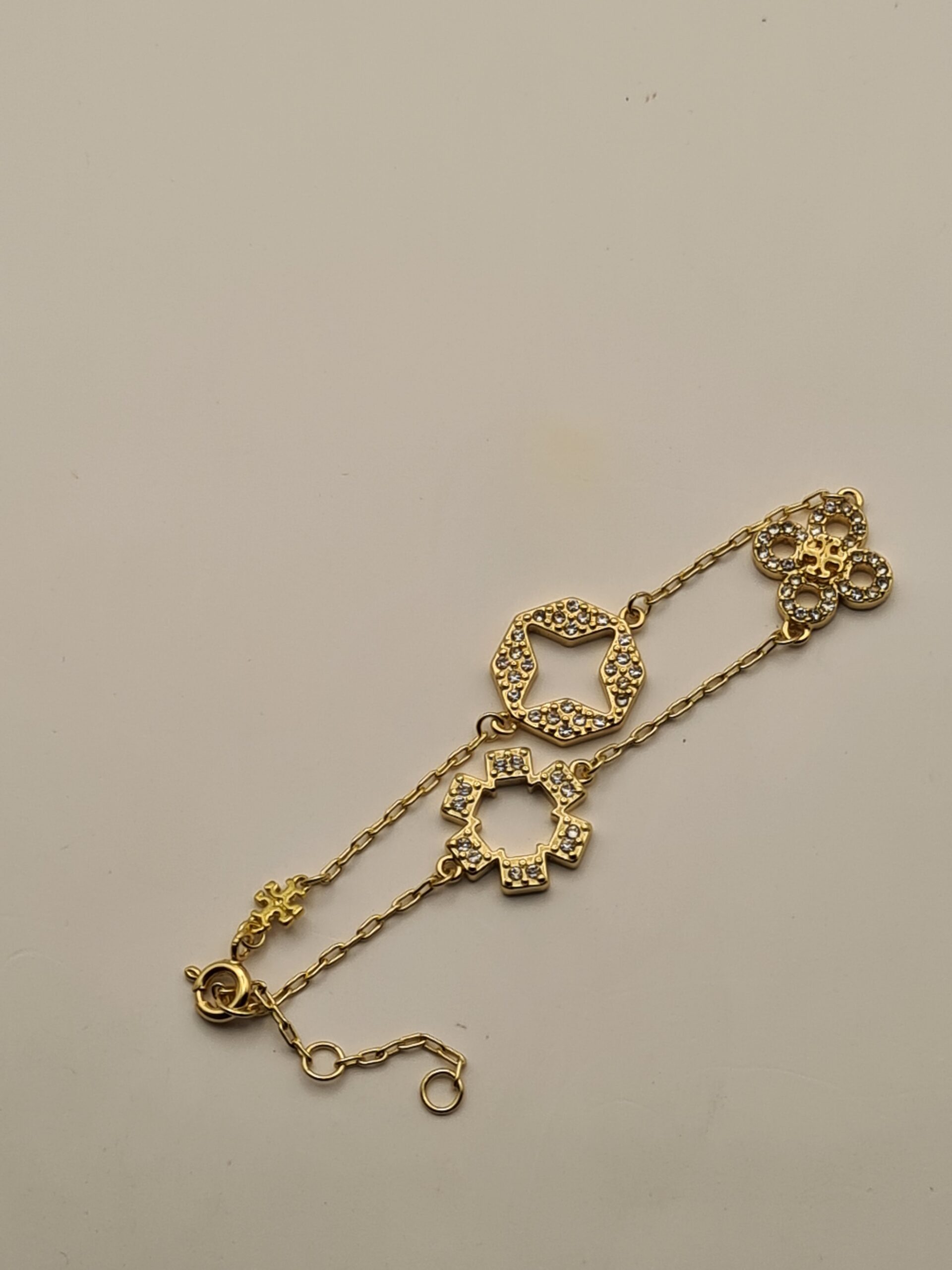 kira clover 18kt gold plated bracelet