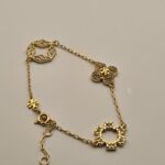 kira clover 18kt gold plated bracelet