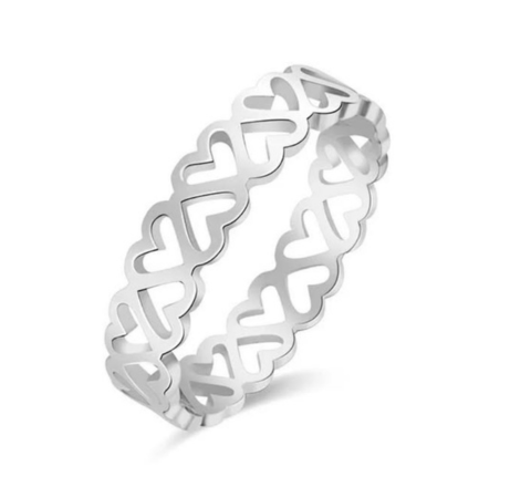 silver heart cutout band ring